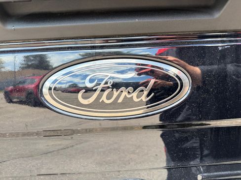 Used 2022 Ford F250 XLT w/ Black Appearance Package AWD/4WD image 22