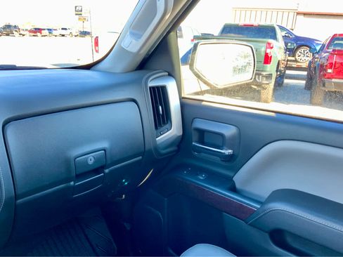 Used 2018 GMC Sierra 1500 SLT w/ SLT Preferred Package image 36