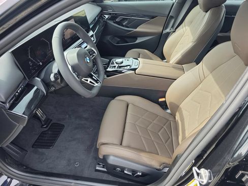 New 2027 BMW 530i w/ M Sport Package RWD image 7