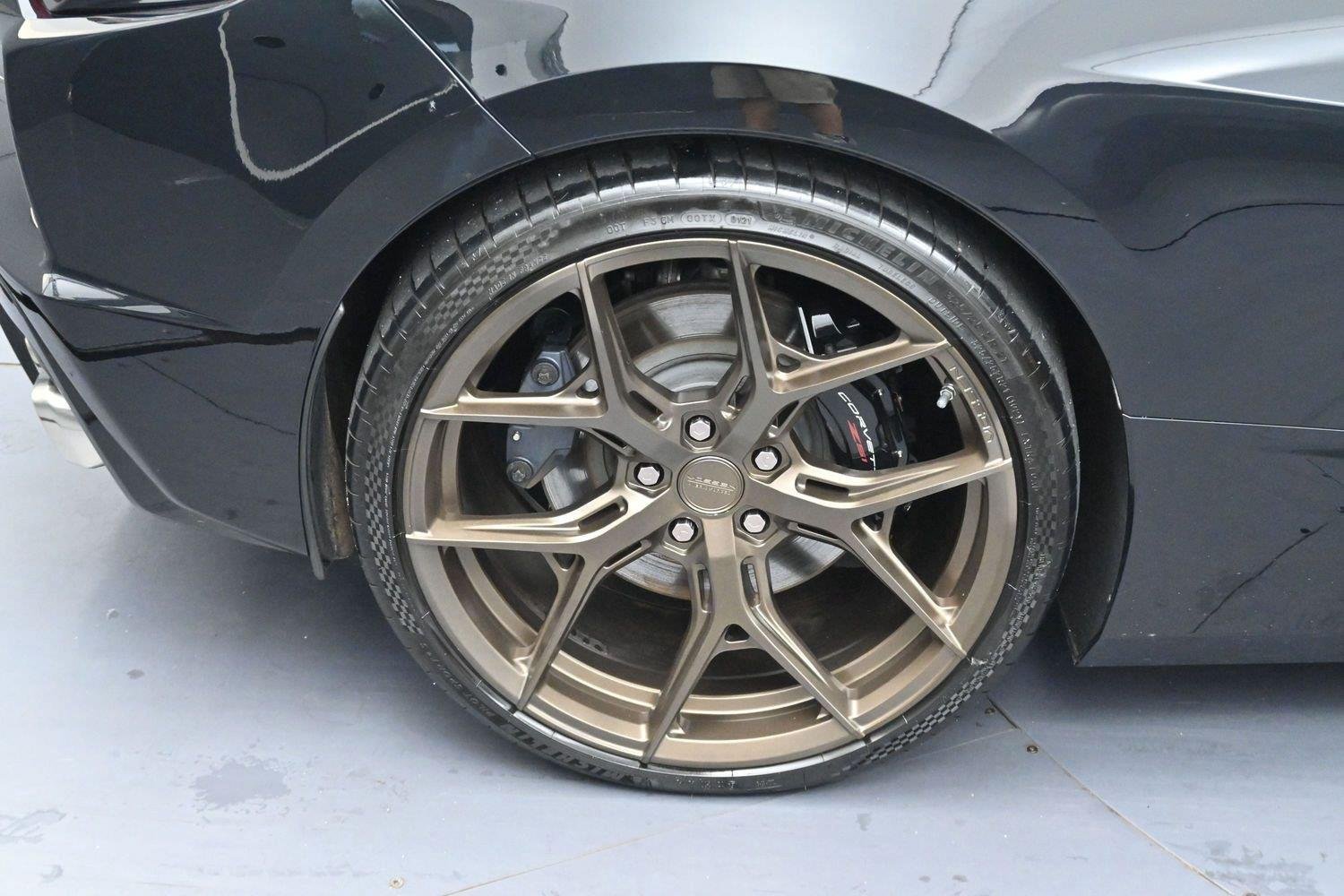 Used 2021 Chevrolet Corvette Stingray Premium Conv w/ Z51 Performance Package RWD image 44