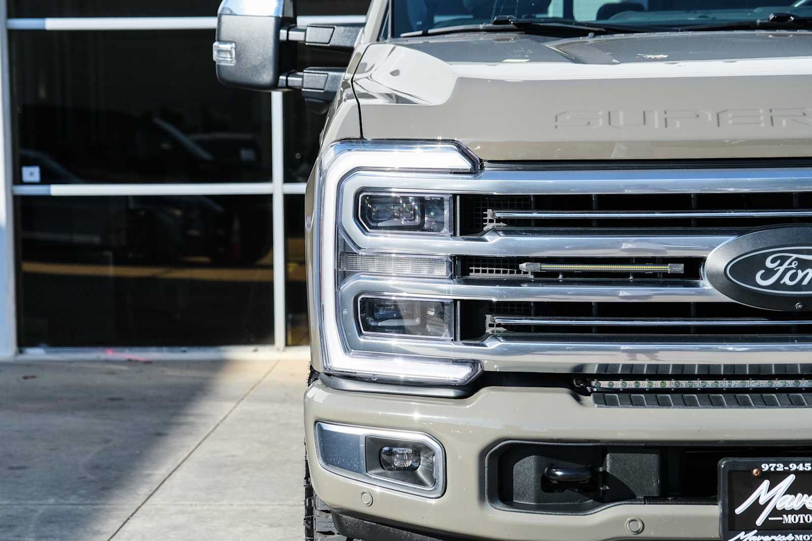 Used 2026 Ford F250 Platinum w/ Platinum Plus Package AWD/4WD image 4