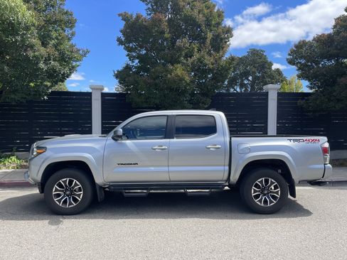 Used 2023 Toyota Tacoma TRD Sport AWD/4WD image 1