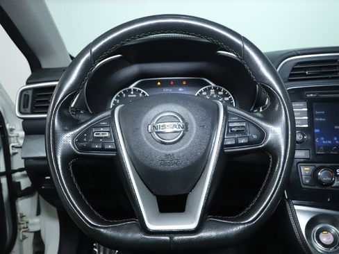 Used 2017 Nissan Maxima 3.5 SV w/ Interior Lighting Package image 20