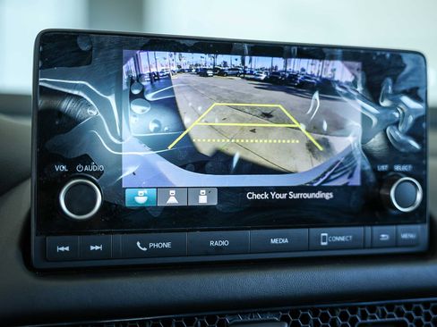 Used 2025 Honda HR-V LX image 29