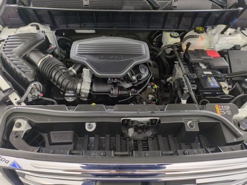 Used 2018 GMC Acadia SLT AWD/4WD image 25
