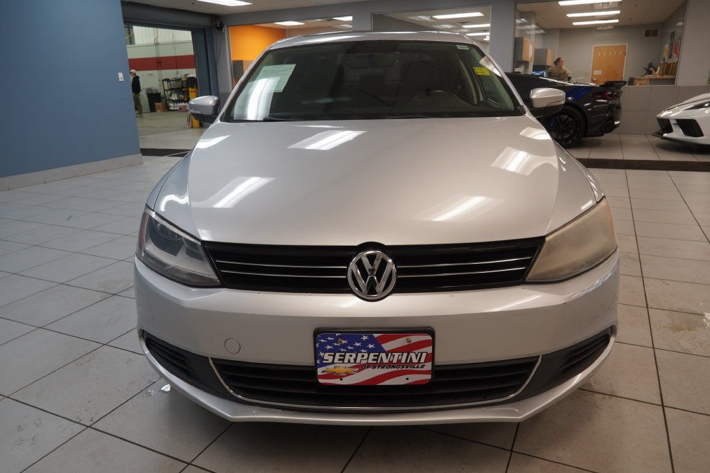 Used 2013 Volkswagen Jetta SE FWD image 16