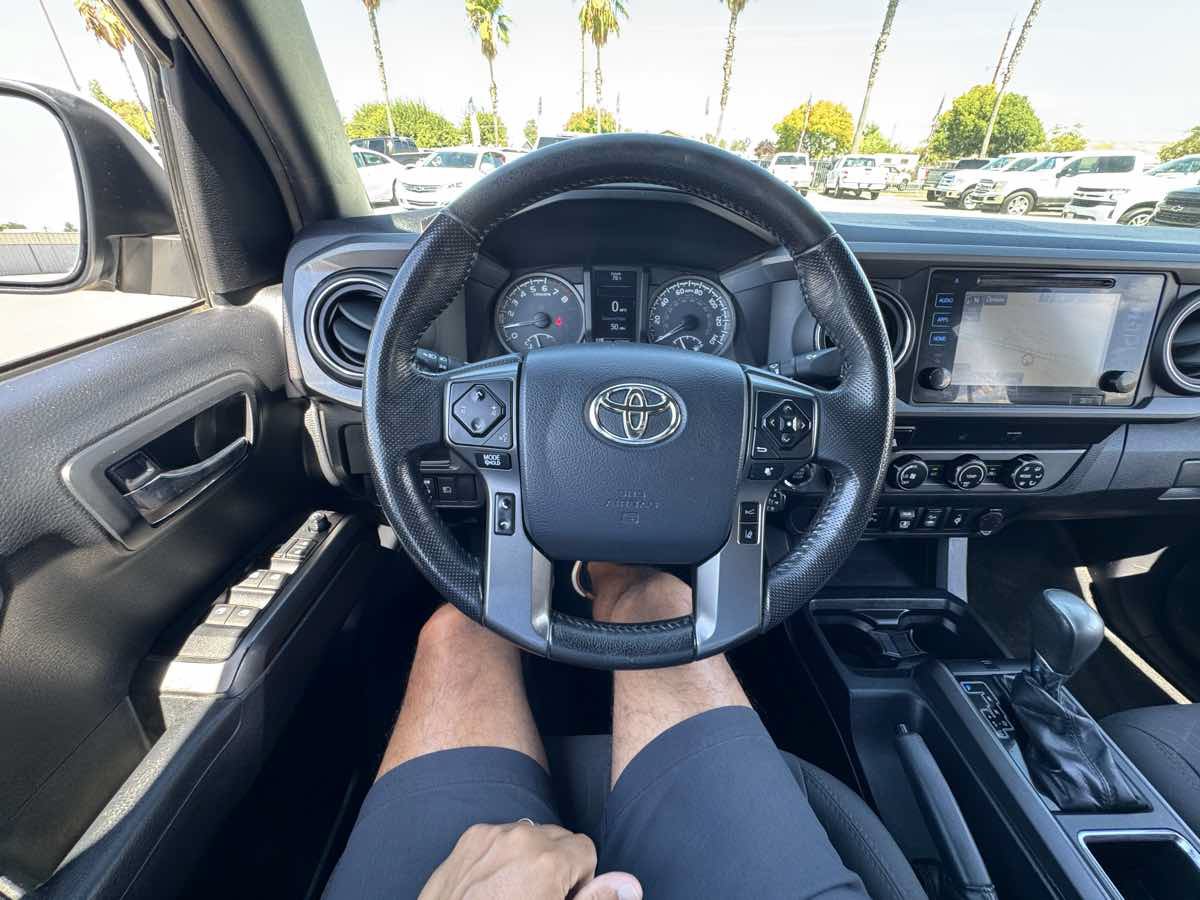 Used 2019 Toyota Tacoma TRD Off-Road w/ Technology Package AWD/4WD image 34