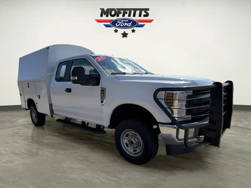 Used 2018 Ford F250 XL w/ Power Equipment Group image 7