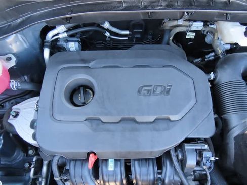 Used 2022 Kia Sportage LX image 10