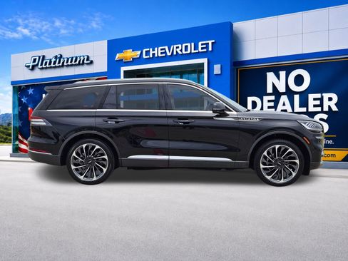 Used 2024 Lincoln Aviator Reserve w/ Equipment Group 201A RWD image 7