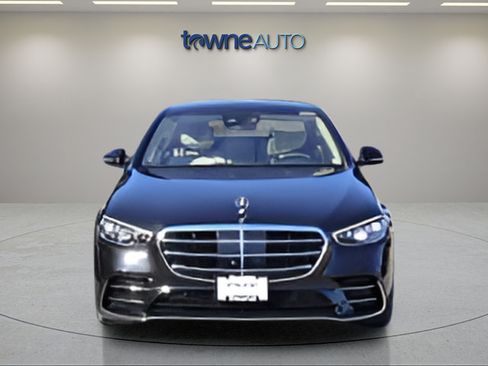 Used 2023 Mercedes-Benz S 580 4MATIC Sedan image 10
