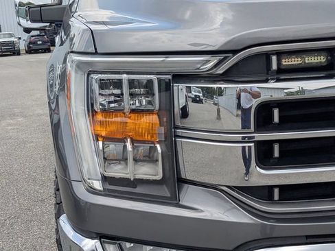 Used 2021 Ford F150 Lariat AWD/4WD image 9