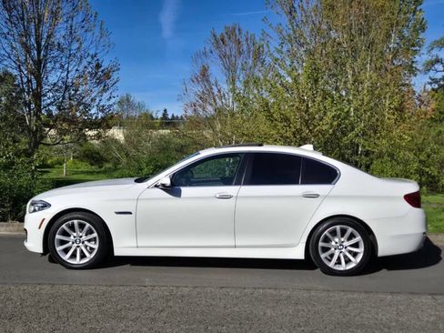 Used 2014 BMW 535d Sedan RWD image 10