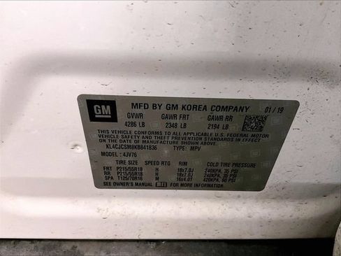 Used 2019 Buick Encore Essence FWD image 32