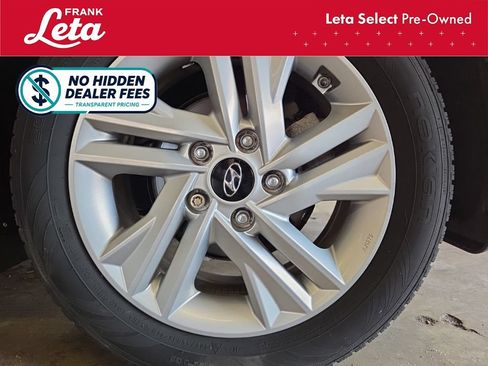 Used 2020 Hyundai Elantra SEL FWD image 16