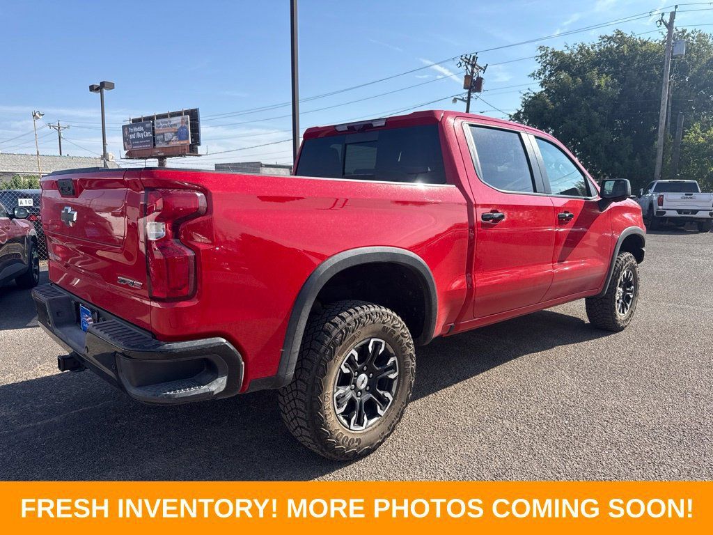 Used 2024 Chevrolet Silverado 1500 ZR2 w/ Technology Package AWD/4WD image 7