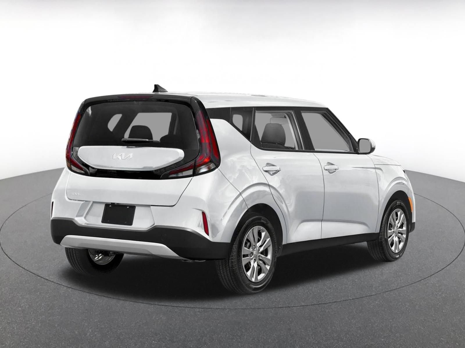 Used 2025 Kia Soul LX w/ LX Technology Package FWD image 2