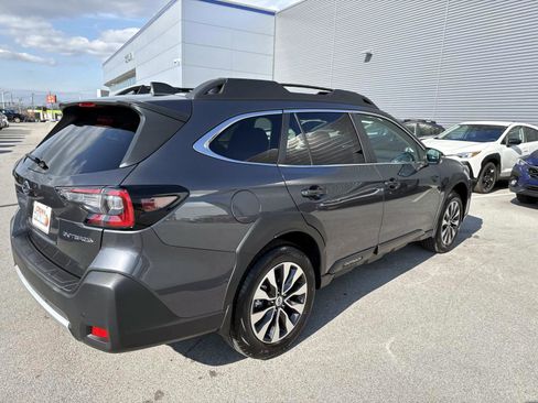 Certified 2025 Subaru Outback Limited w/ Popular Package #2 image 4