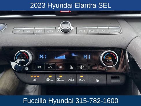 Certified 2023 Hyundai Elantra SEL w/ Convenience Package image 19