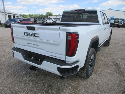 New 2026 GMC Sierra 2500 Denali Ultimate AWD/4WD image 4