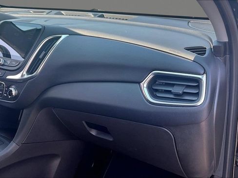 Used 2022 Chevrolet Equinox LT FWD image 15