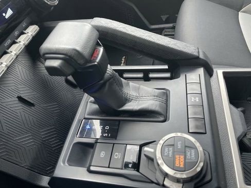 Used 2024 Toyota Tacoma TRD Off-Road image 19