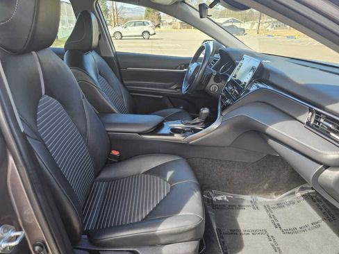 Used 2023 Toyota Camry SE image 36