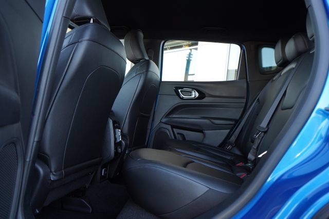 Used 2026 Jeep Compass Limited AWD/4WD image 25