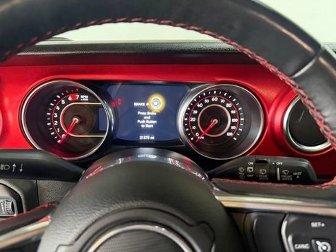 Used 2021 Jeep Wrangler Rubicon w/ Cold Weather Group AWD/4WD image 31