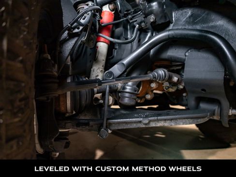 Used 2022 Chevrolet Silverado 2500 LTZ w/ LTZ Plus Package image 12