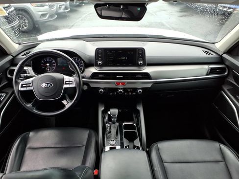 Used 2021 Kia Telluride LX AWD/4WD image 17