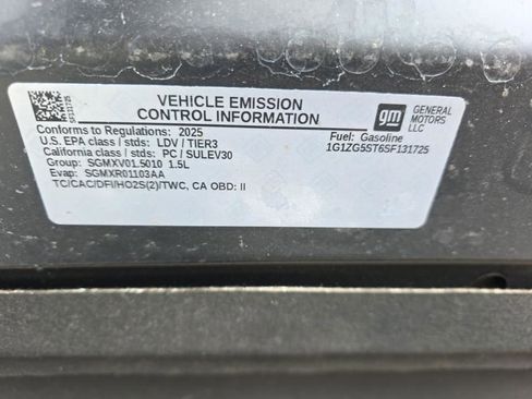 Used 2025 Chevrolet Malibu RS w/ LPO, Floor Liner Package FWD image 13