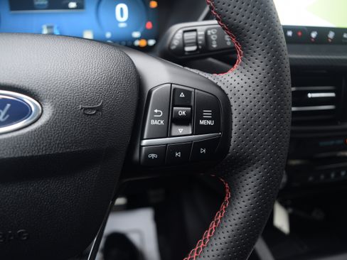 Used 2023 Ford Escape ST-Line Select w/ Tech Pack #2 image 5