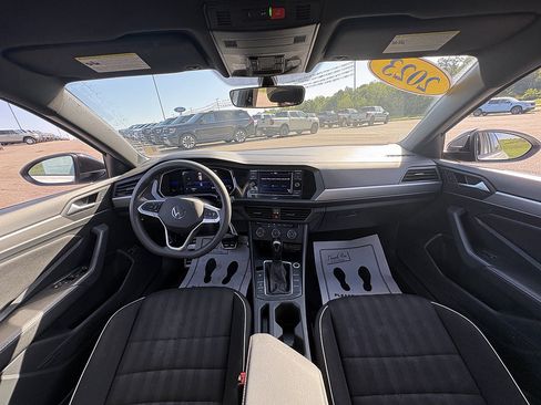Used 2023 Volkswagen Jetta Sport FWD image 21
