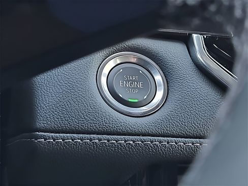 New 2026 Chevrolet Colorado LT image 25