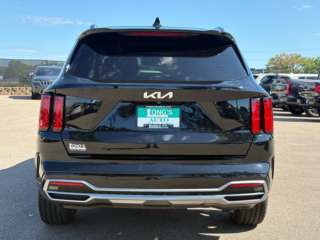 Used 2023 Kia Sorento SX AWD/4WD image 7