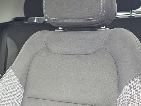 Used 2021 Chevrolet TrailBlazer LT w/ Convenience Package FWD image 21