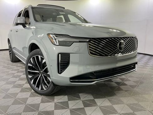 New 2026 Volvo XC90 T8 Plus w/ Protection Package Premier image 45