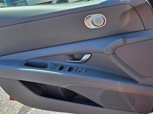 New 2025 Hyundai Elantra Hybrid FWD image 26