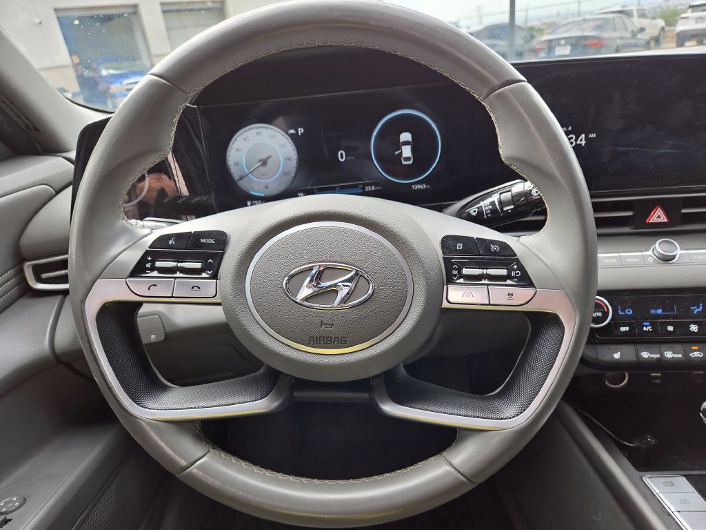 Used 2023 Hyundai Elantra SEL w/ Convenience Package FWD image 16