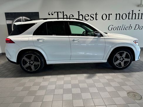 Certified 2025 Mercedes-Benz GLE 450 4MATIC image 3