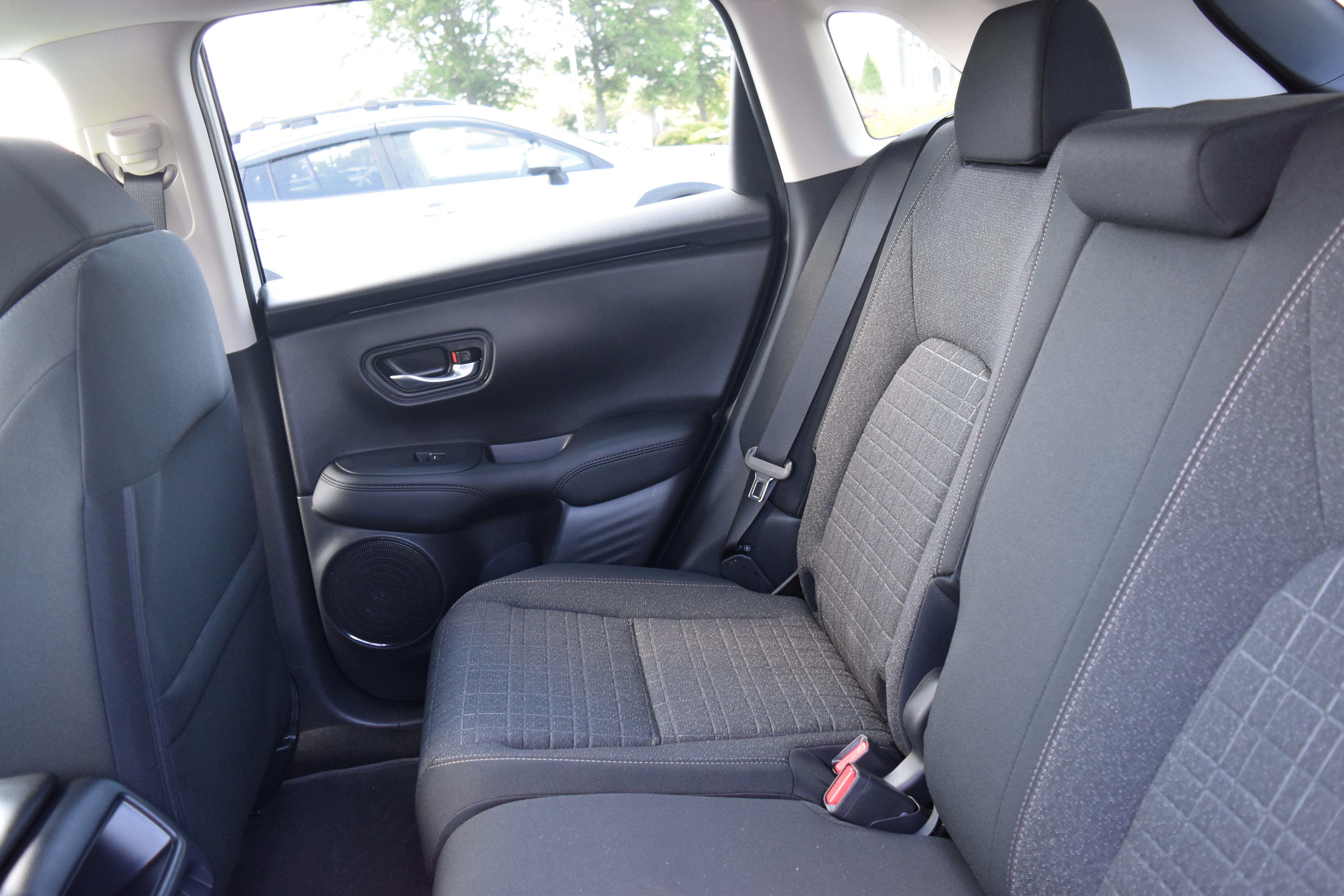 Certified 2027 Honda HR-V LX image 24