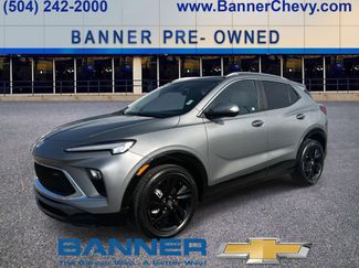 Used 2024 Buick Encore GX Sport Touring image 1