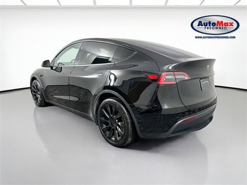 Used 2023 Tesla Model Y Long Range image 6