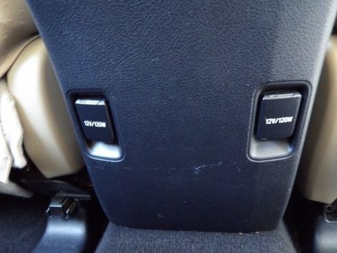 Used 2016 Toyota 4Runner Limited AWD/4WD image 13