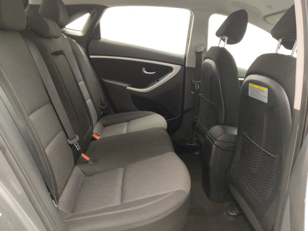 Used 2016 Hyundai Elantra GT FWD image 19