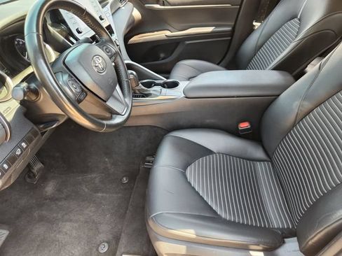 Used 2023 Toyota Camry SE w/ Protection Package (Q2) (TMS) FWD image 9