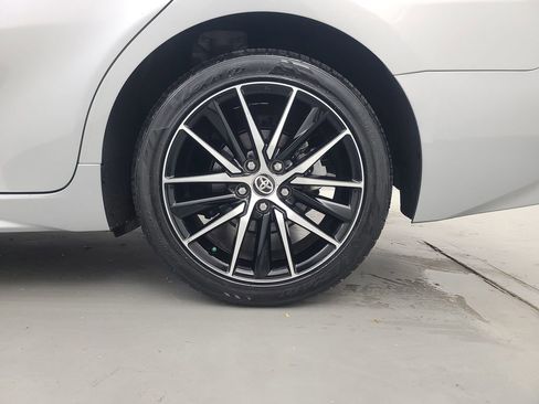 Used 2024 Toyota Camry SE image 12