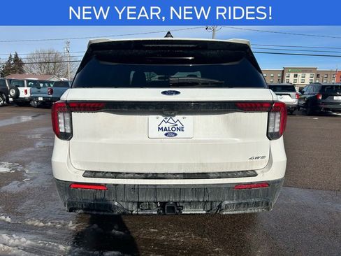 New 2026 Ford Explorer ST-Line image 5