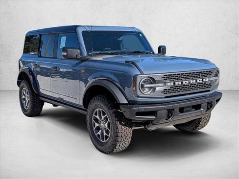 New 2025 Ford Bronco Badlands image 7